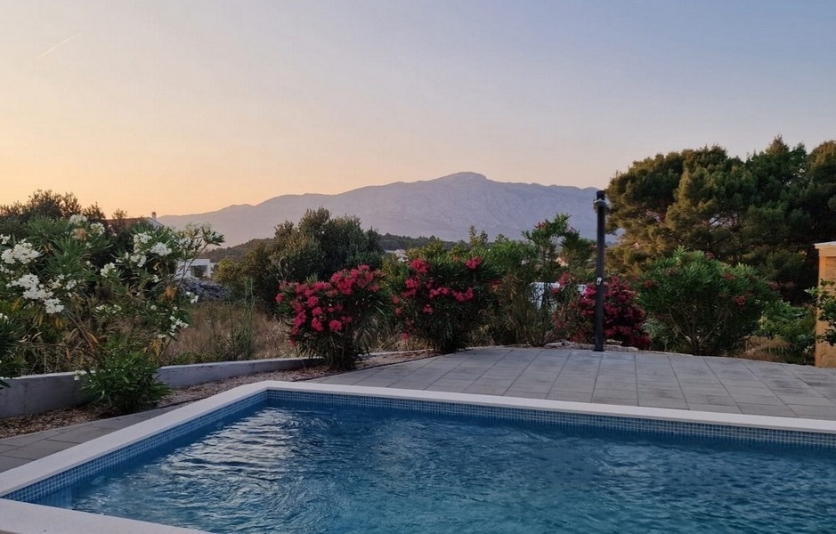 Pool av fastigheten H3607 i Kroatien - Panorama Scouting.