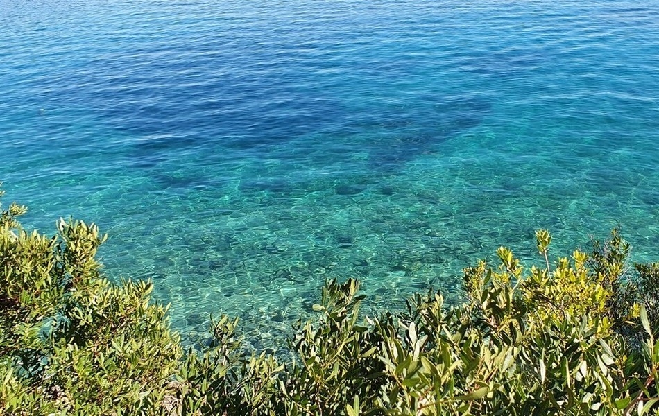 Fastighet vid vattnet i Kroatien - Panorama Scouting H3608.