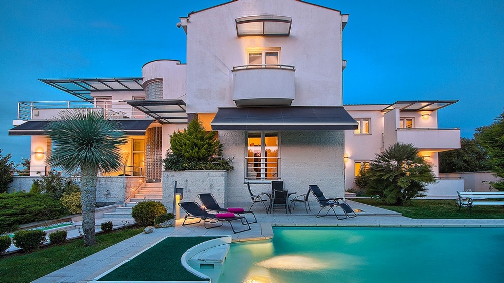 Medelhavsvilla nära havet i Istrien nära Pula till salu - Panorama Scouting.