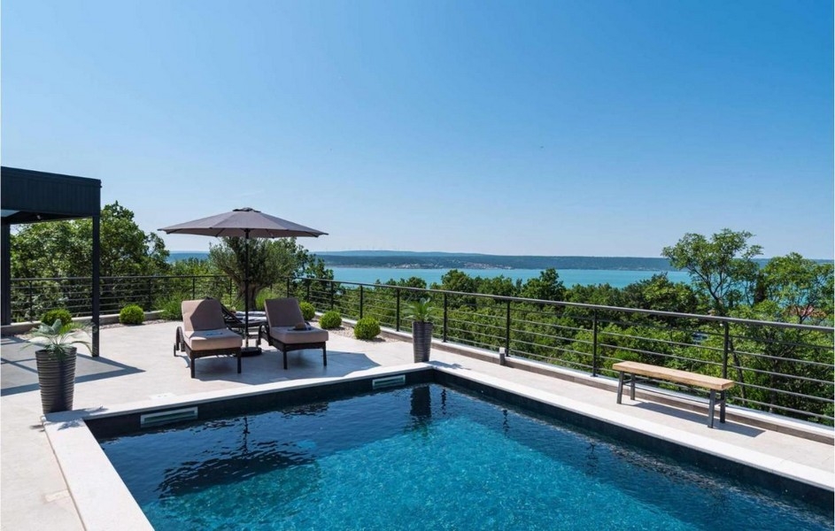 Fastigheter Zadar - Villa H3683 nära Maslenica.