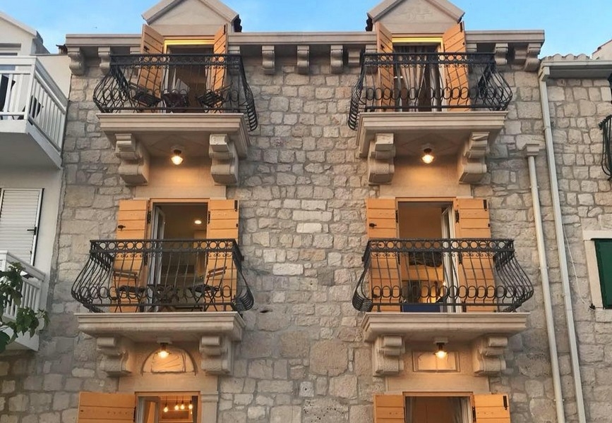 Köp ett stenhus i Kroatien - Panorama Scouting H3707.