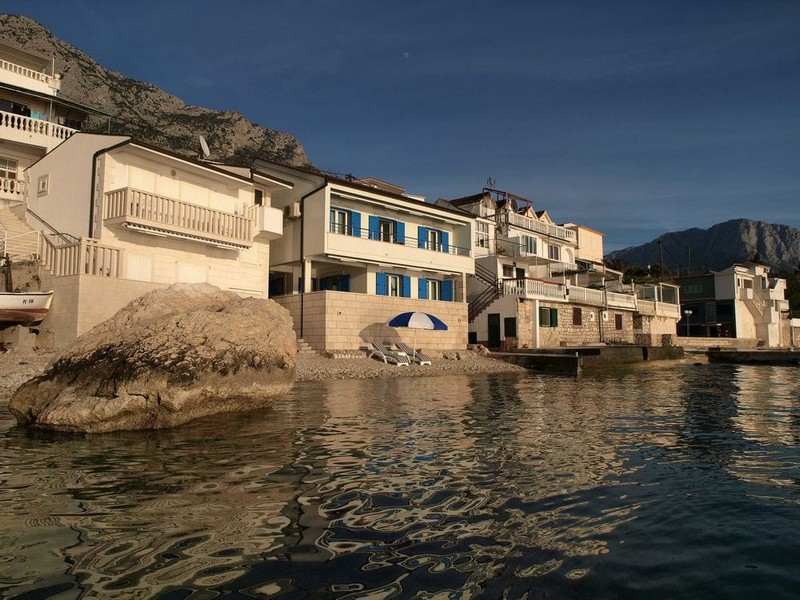 Köp ett hus i första raden till havet i Kroatien - Panorama Scouting.
