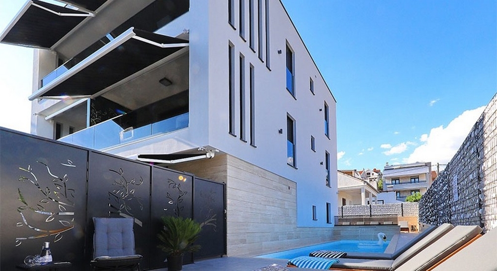 Villa uthyres att köpa i Kroatien.