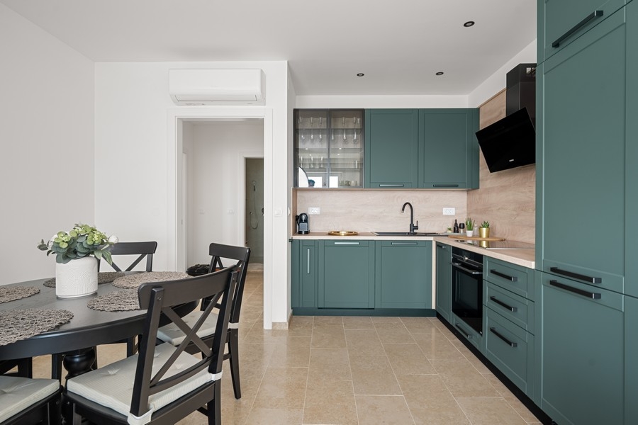 Öppet kök med matplats