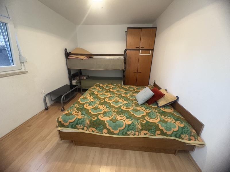 Sovrum med dubbelsäng