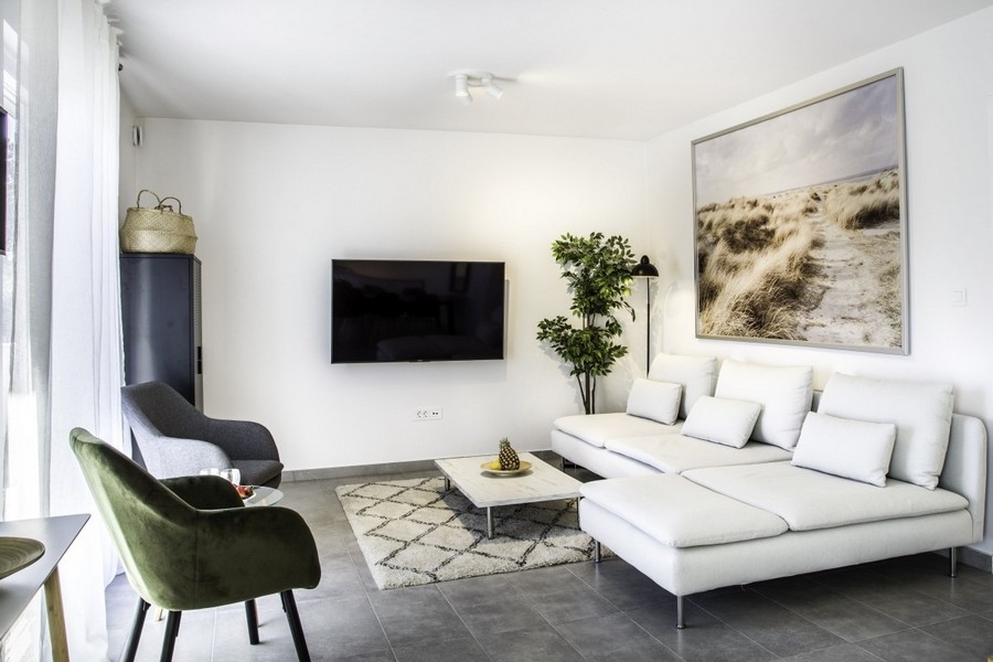 Modernt vardagsrum med erbjudande H3856 i Rogoznica, Kroatien.