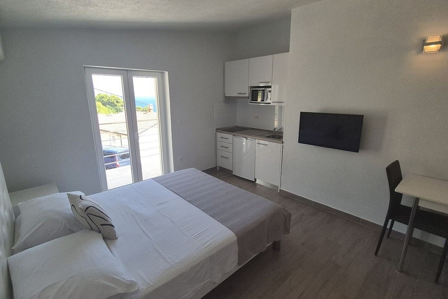 Studiolägenhet med havsutsikt och balkong