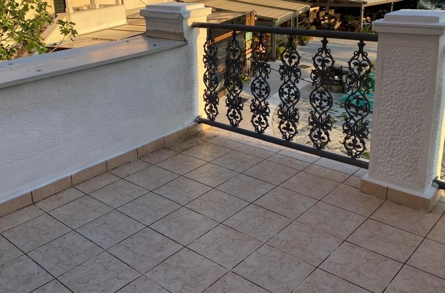 Terrass och detaljer.