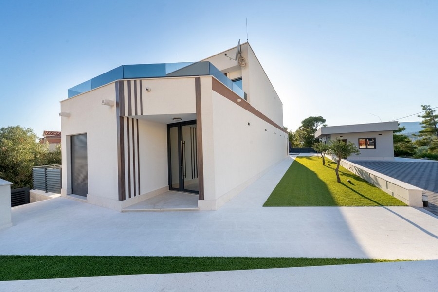 Lyxig villa nära Split i Kroatien till salu - H3925.