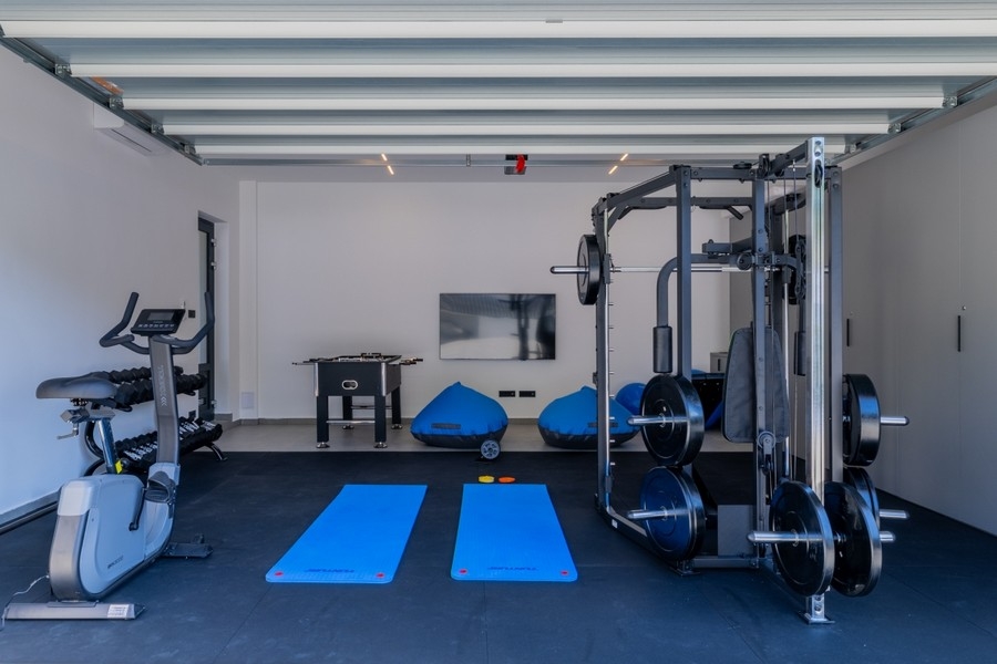 Gym och fritidsområde i modern villa i Kroatien