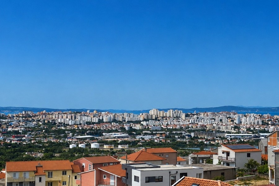 Panoramautsikt över Split och kusten