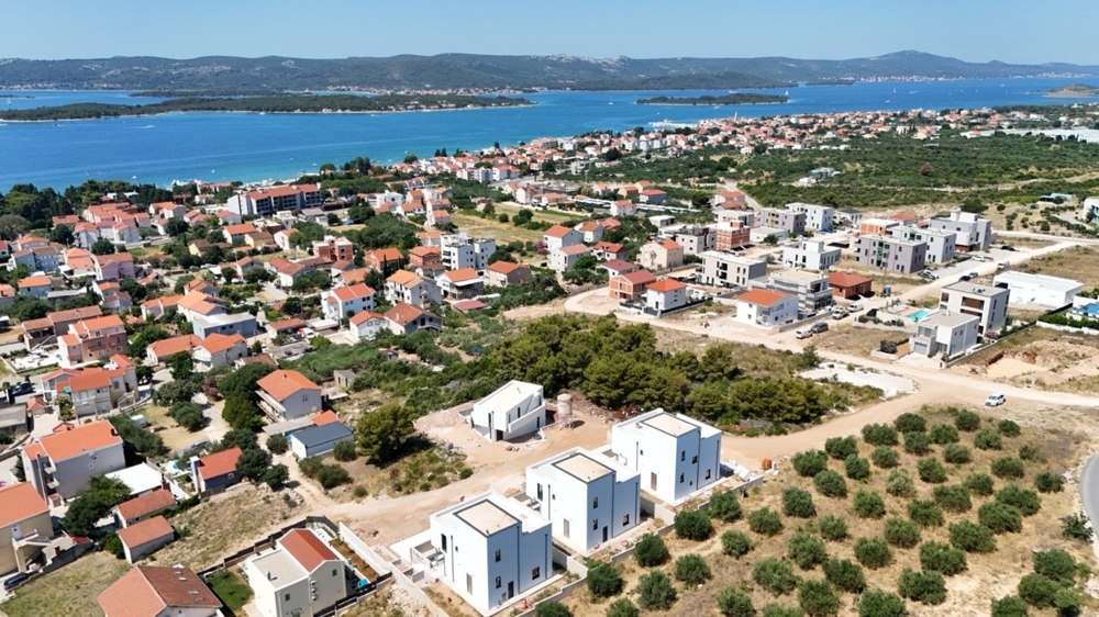 Panoramautsikt över havet och öarna från taket