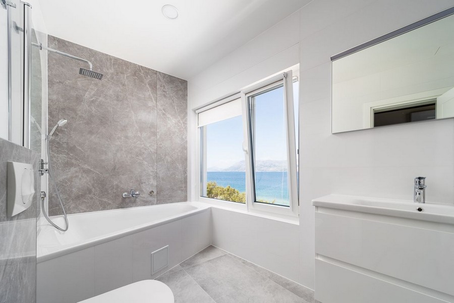 Kvällsstämning på villa med pool i Kroatien