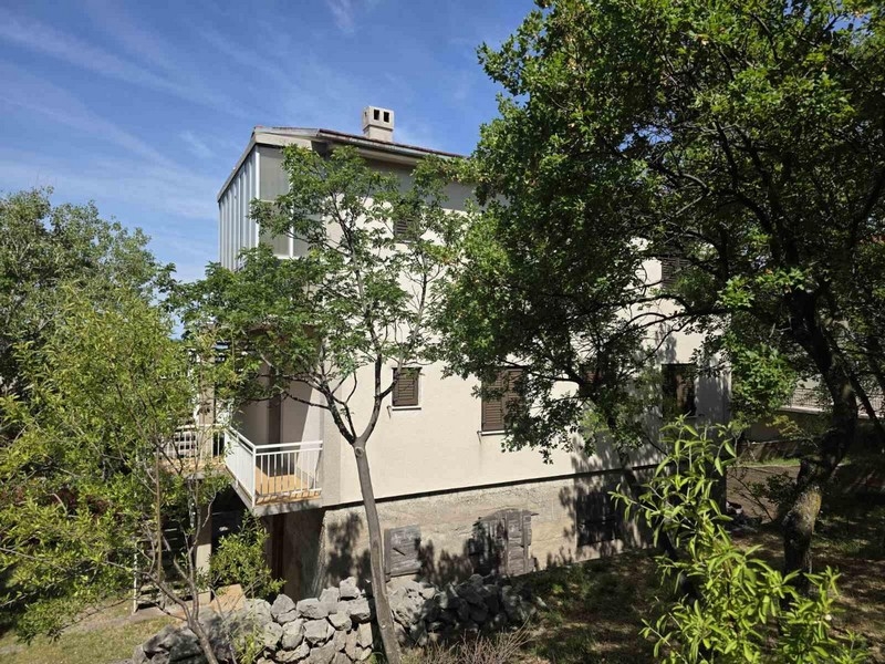 Exteriör vy av huset i Klenovica
