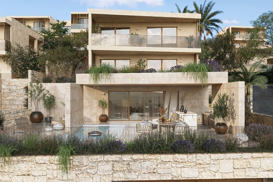 Villa med pool och terrass i Trogir på Ciovo