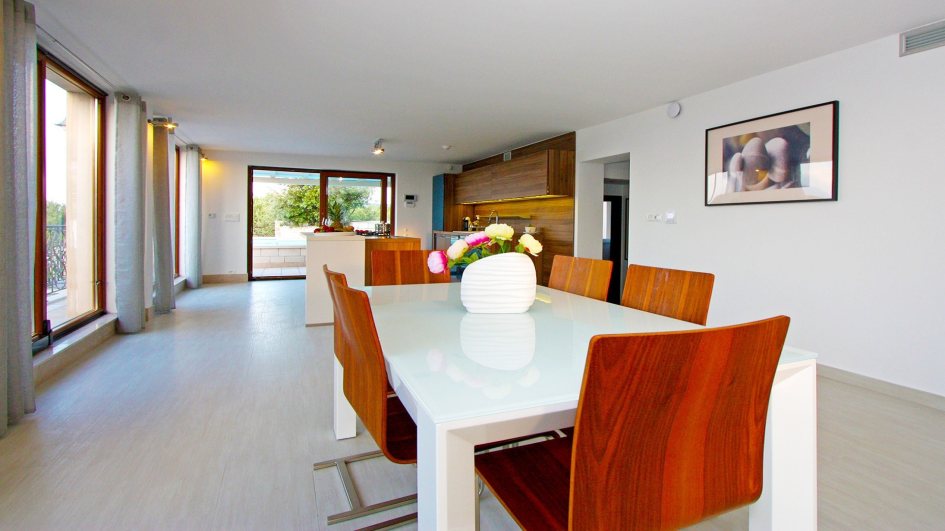 Matplats på fastigheten H622 på Brac i Kroatien.