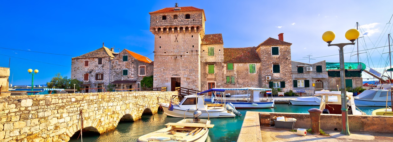 Fastigheter i Kastela, Dalmatien - Panorama Scouting.
