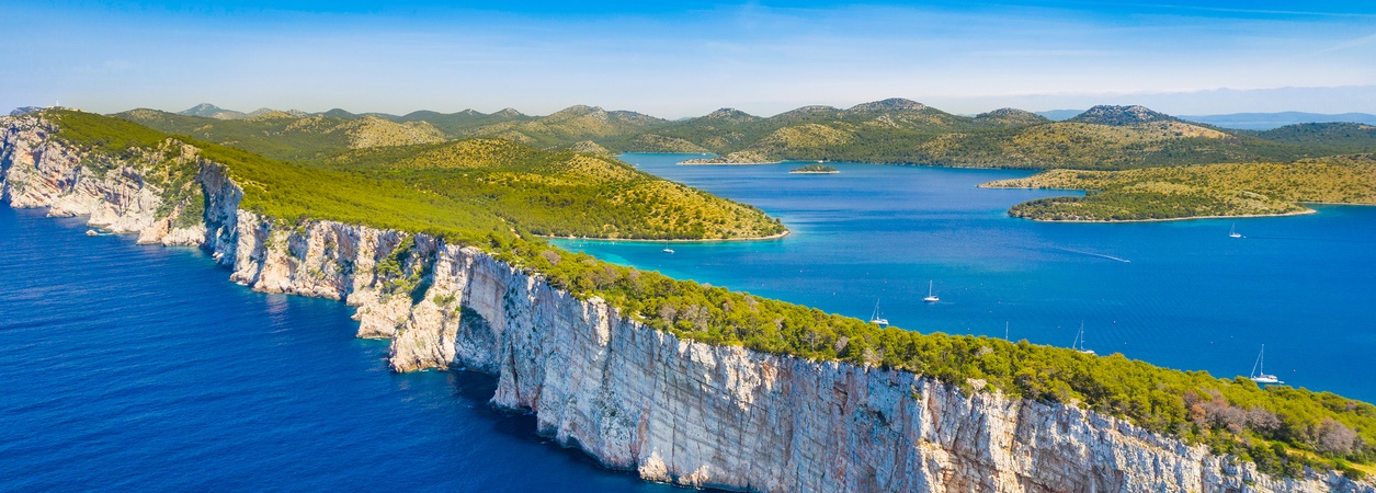 Fastigheter på öarna Ugljan, Pasman, Dugi Otok